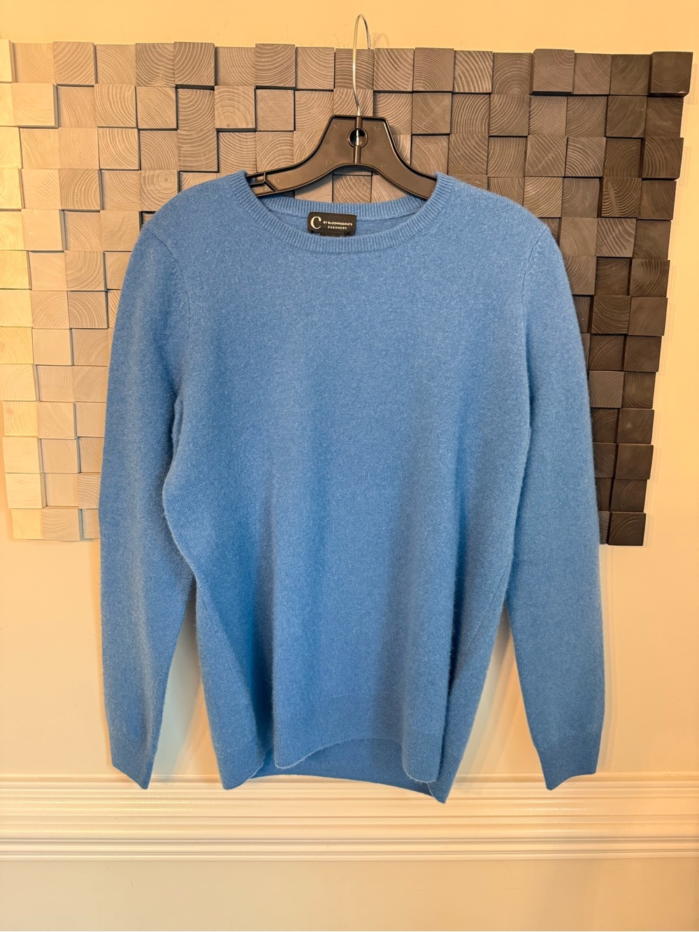 C By Bloomingdales Cashmere Blue Crewneck Sweater